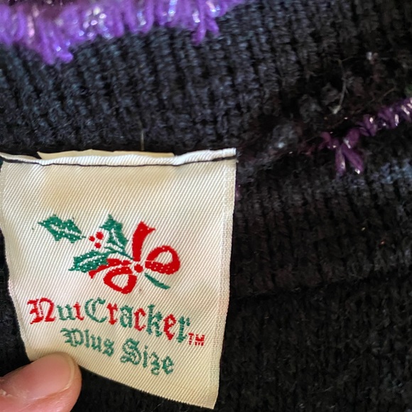 Vintage Nutcracker brand woman’s sweater - Picture 11 of 11